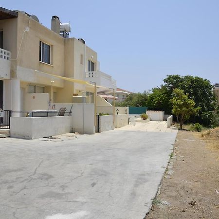 דירות Paphos Peaceful Townhouse With Private Pool Near The Sea מראה חיצוני תמונה