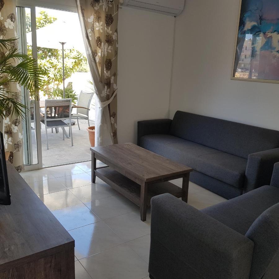 דירות Paphos Peaceful Townhouse With Private Pool Near The Sea מראה חיצוני תמונה